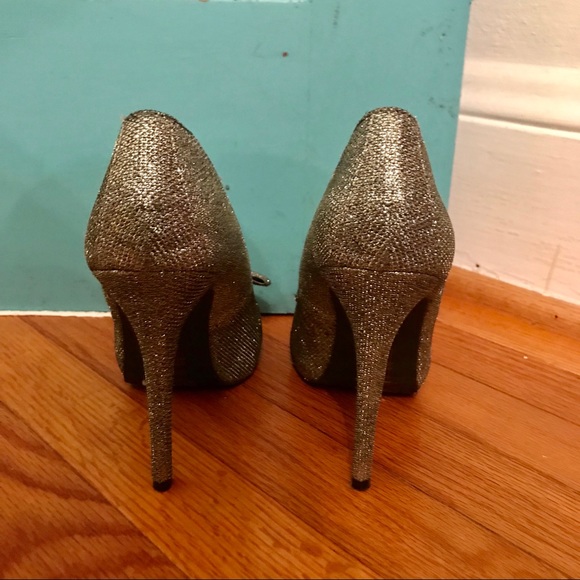 Forever 21 Silver Metallic Shoes - Picture 3 of 4
